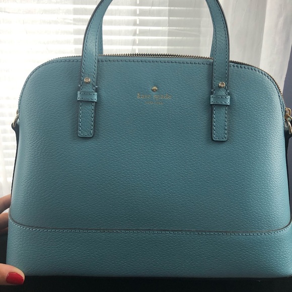Kate Spade purse - Picture 1 of 8